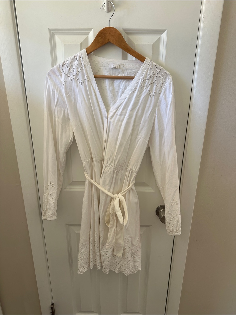ecru White Eyelet Tie-Waist Cotton Robe